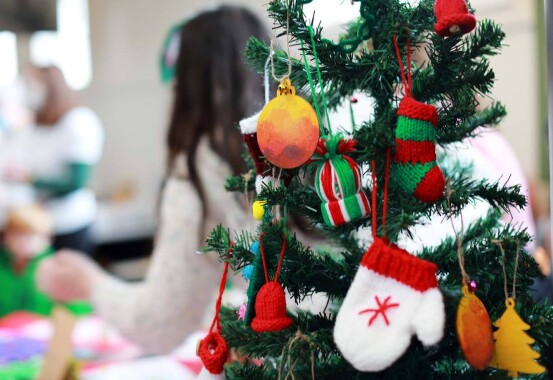 DC4 ChristmasFair RichmondBarracks ornaments SenijaTopcic 2021.jpg1 1